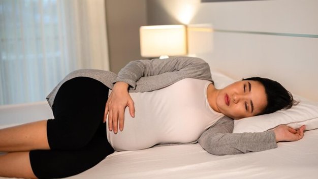 How Pregnancy Affects Your Sleep